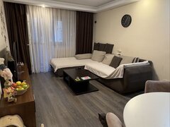 Vanzare Apartament cu 4 camere langa Metrou Costin Georgian